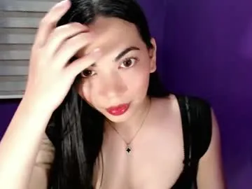 angela_fox18
