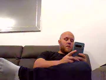 anonymous_chub