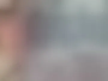 ariana_blu3