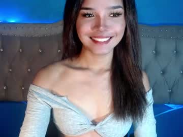 ariana_queen_hugecock69