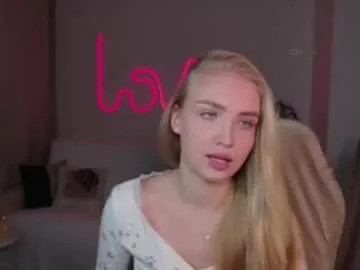 blonde_vibe