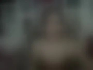 chloe_moon27