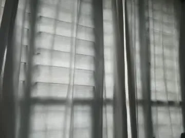 ella_laurel
