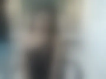 emiily_naugthy18