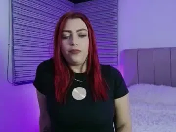emma_velvett_