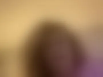 freakywhitegirl696