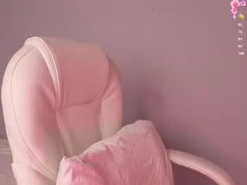 gorgeous_brunette