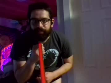 holding_the_leash