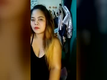 hugeboobsmomxx