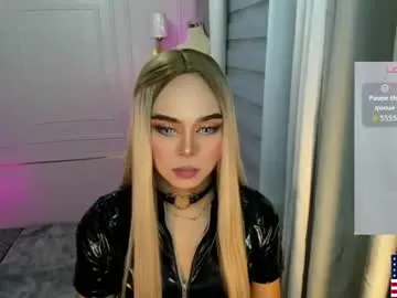 hugecock_bella