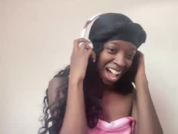 kaethebratdoll