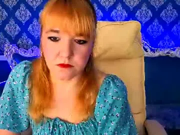 kirra_salute