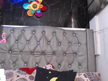 lila_gummy_