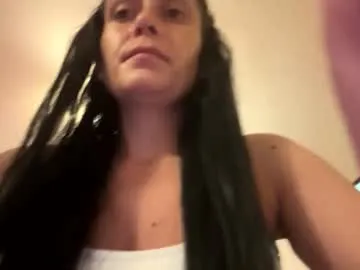 lonelymilfxoxo