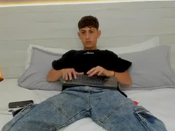 lucas_red