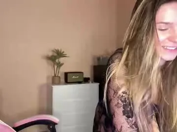 lucie_hot