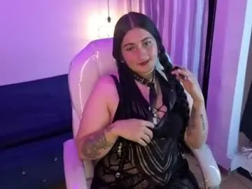 luna_connor_