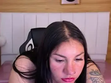 mia_isabella_a1