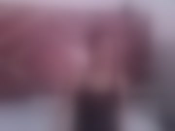 mia_savala_