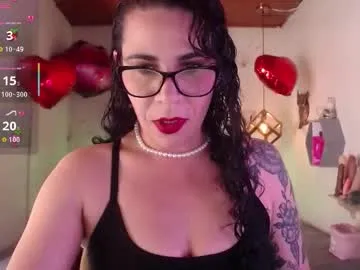 mia_velvet1