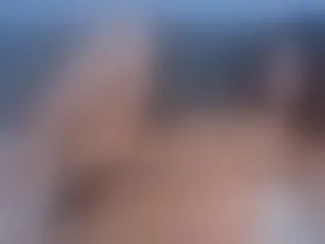 mirabrunette