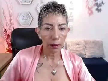 momdevora