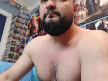 muscular_bear