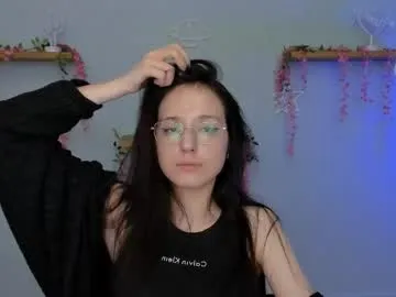 naomi_fox__