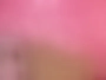 naomy_leeg