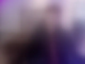 nikaela_tay