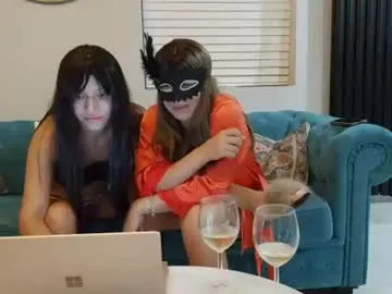 pamela_brunette11