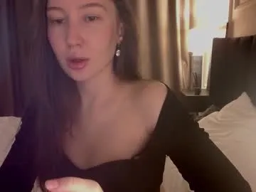 rebecca_demure18
