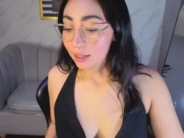 sara_lux_t