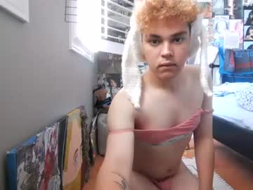 sluttyyfoxgurl